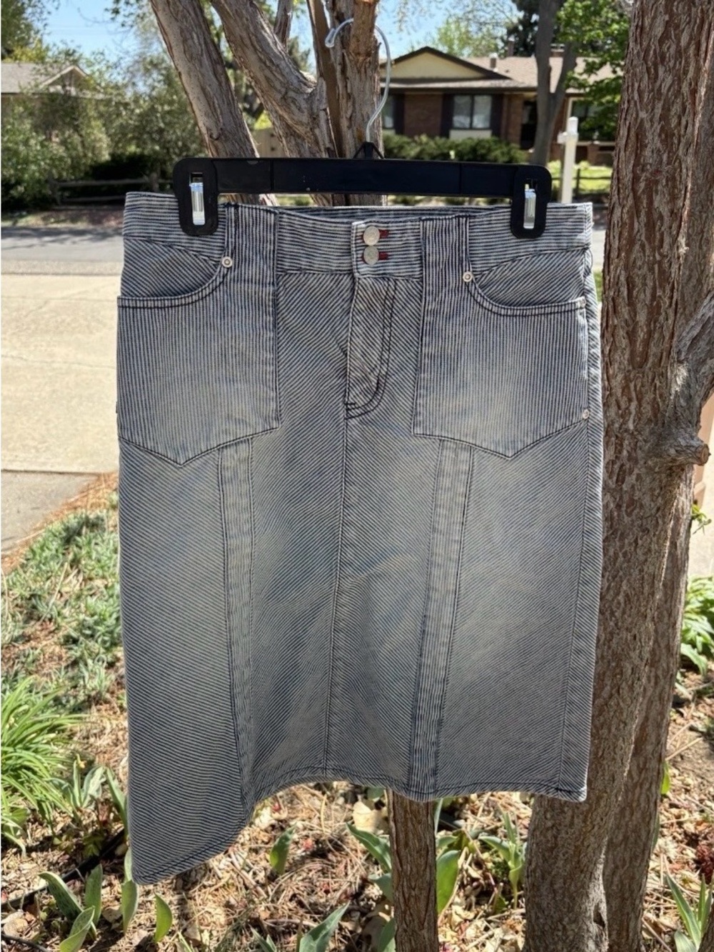 BCBGMaxAzria Gray Striped Denim A-Line Skirt